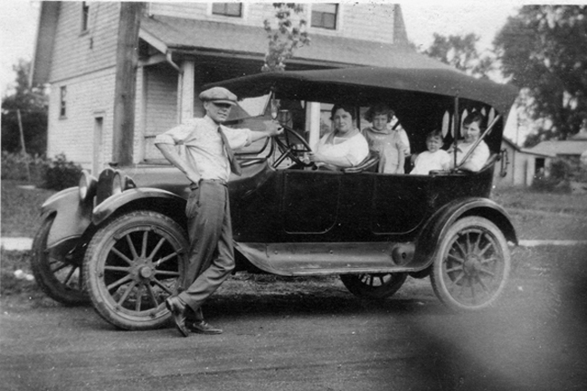 1923 02 WILLIAM KATH#20B3C8