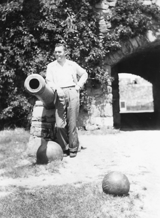 1939 05 CHARLES WEST POINT