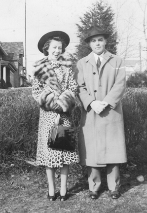 1940 02 CHARLES GERT MIKLAS