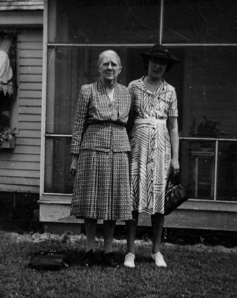 1940 24 HELENE EDNA GRAY