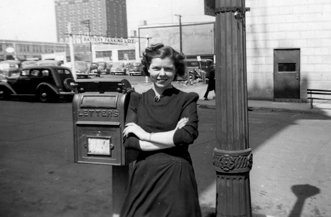 1941 01 BILLEE IVEYS