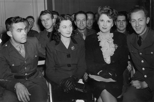 1943 16  CHARLES VIV#3EE98F