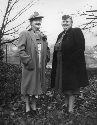 1944a 04 KATHERINE E#3EE9A5