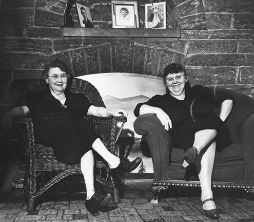 1944a 09 KATHERINE E#3EE9A9